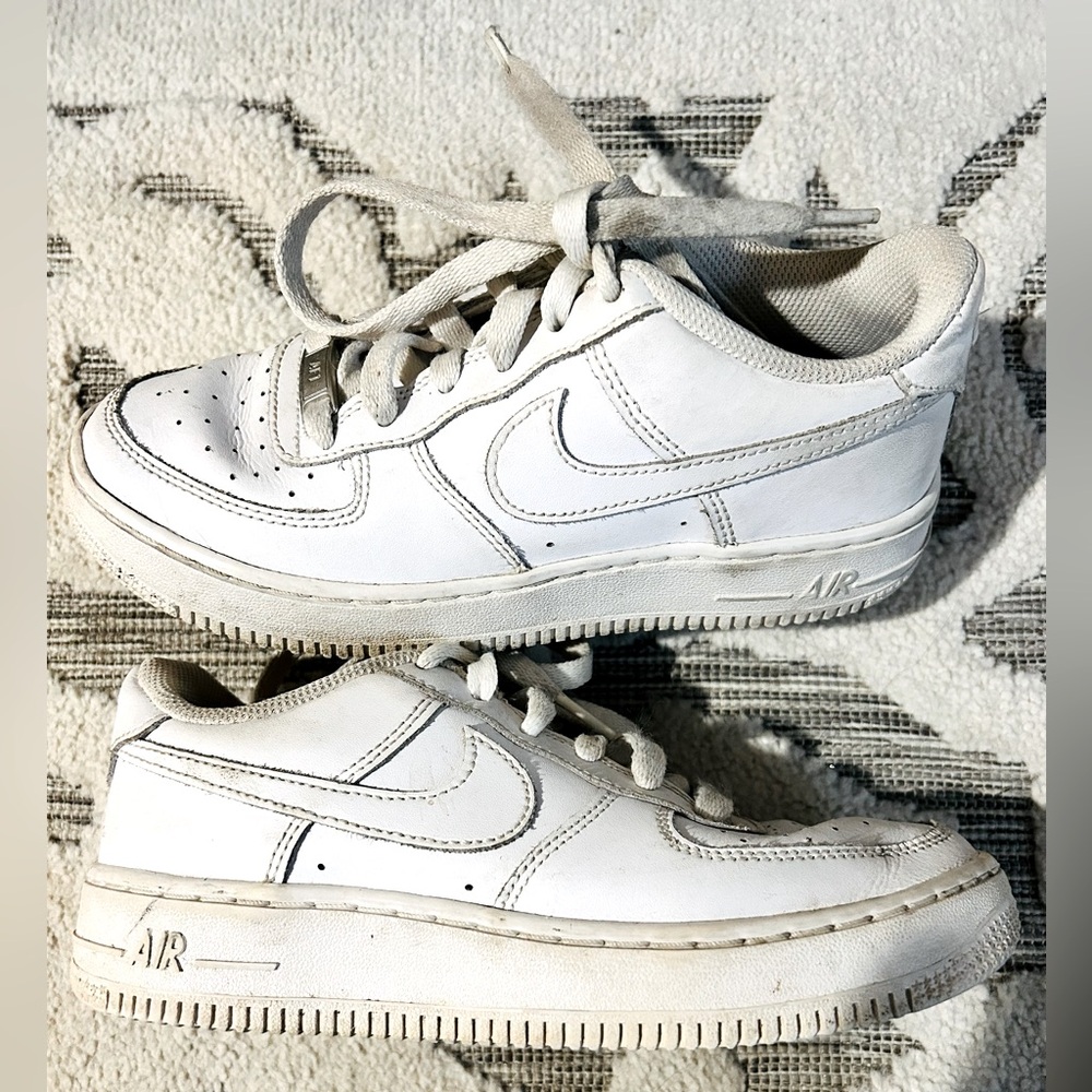 Nike Air Force 1 White Sneakers